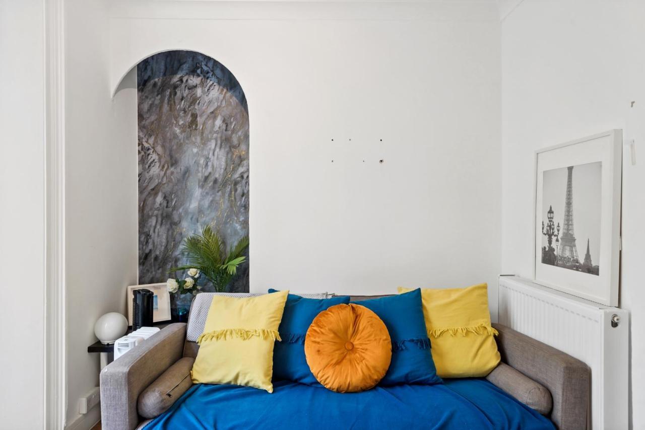 Modern One Bedroom In * Brighton