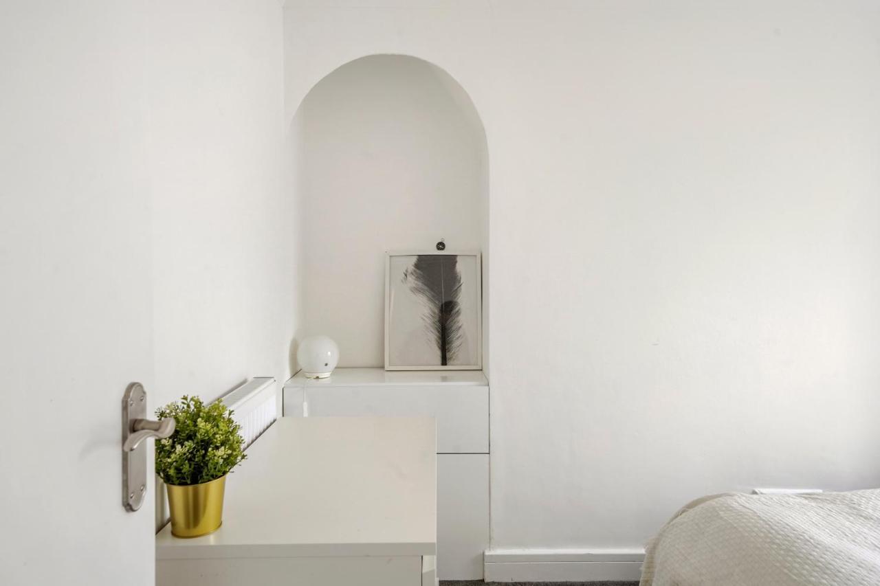 Apartment Modern One Bedroom In