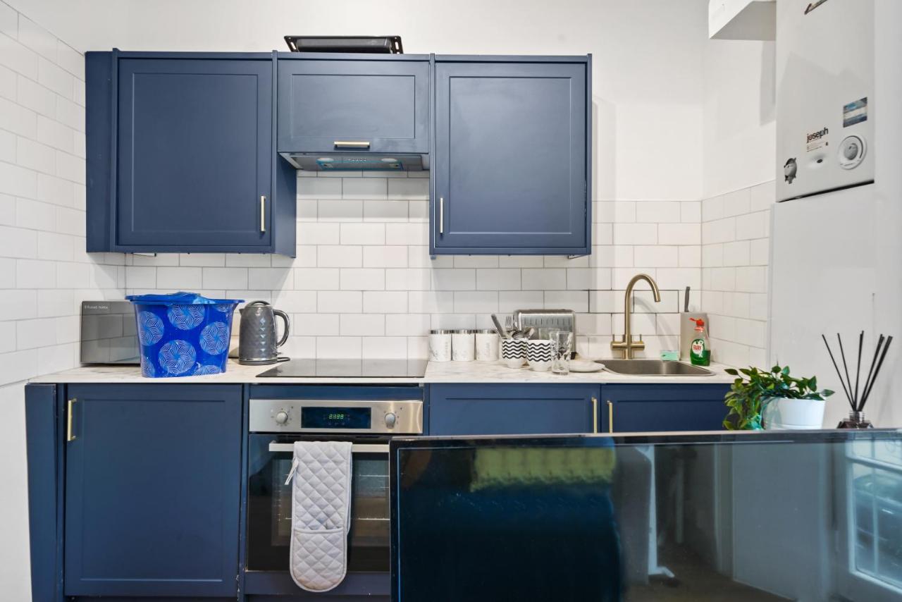 Modern One Bedroom In *