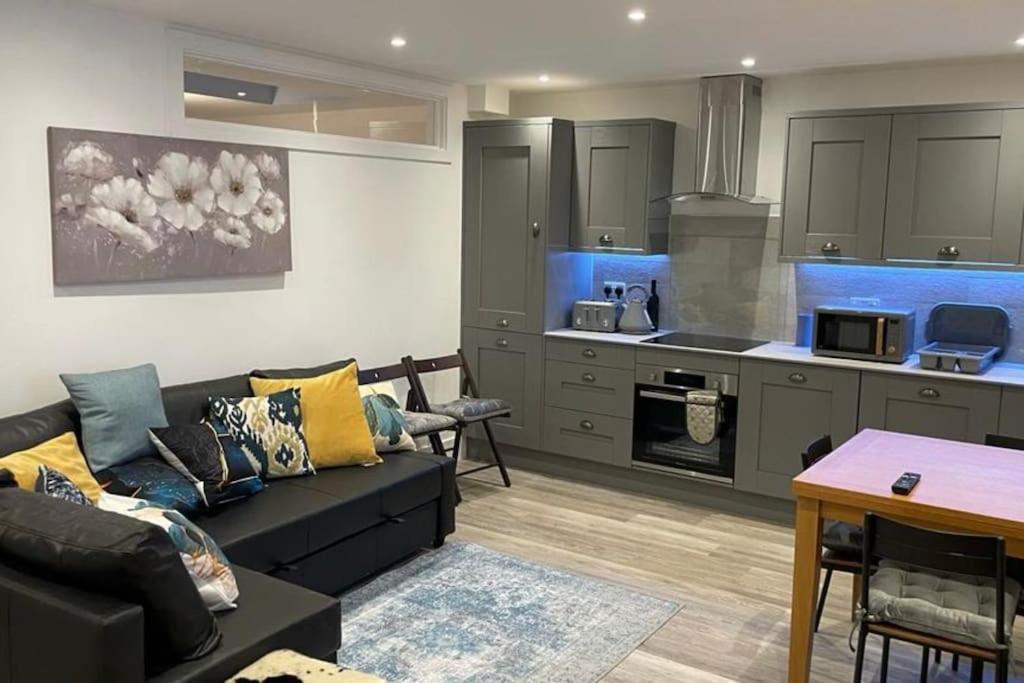 Comfortable Flat Close To The Brighton