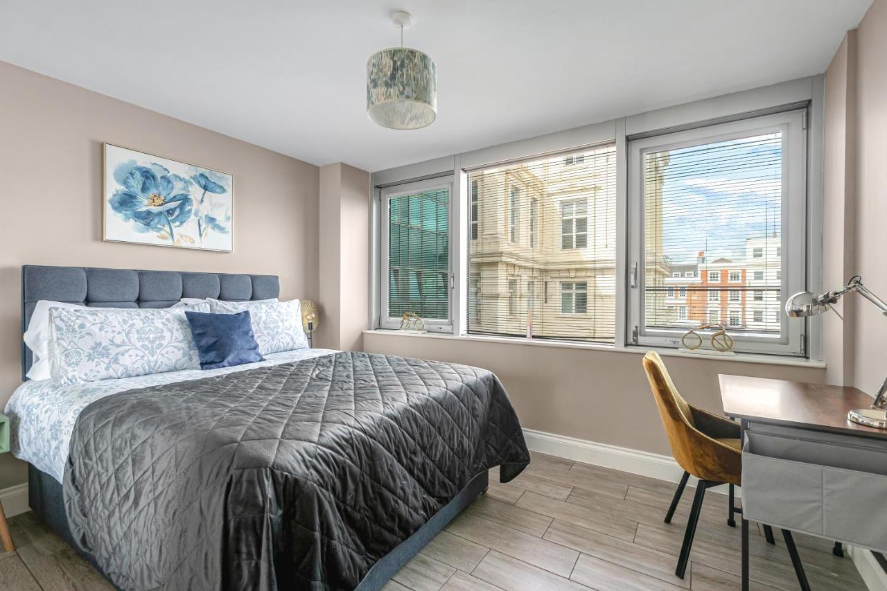 Apartment Airhost's Brighton's Diamond Escape With Sea Views *