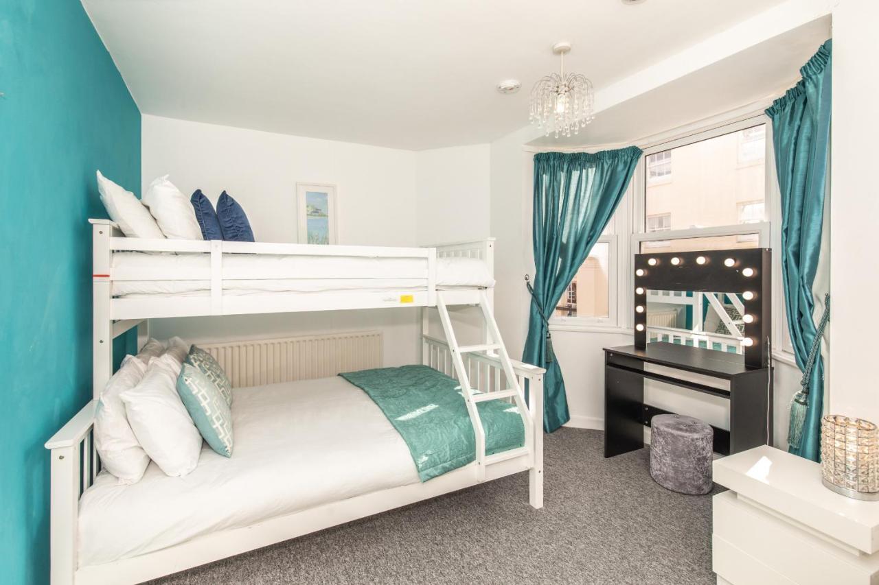 Apartment Best Location,4-Br House,Churchill Square Car Park & Sea-2 Min, Brighton Conference Centre 3 Min, Shops, Restaurants, I-360, Pier - Walking Distance Brighton