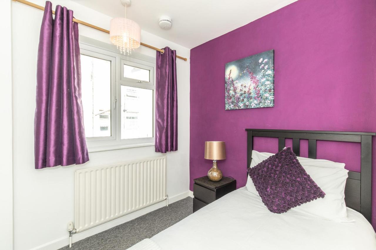 Best Location,4-Br House,Churchill Square Car Park & Sea-2 Min, Brighton Conference Centre 3 Min, Shops, Restaurants, I-360, Pier - Walking Distance * Brighton