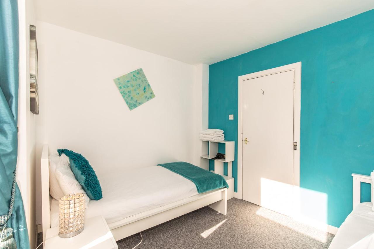 Best Location,4-Br House,Churchill Square Car Park & Sea-2 Min, Brighton Conference Centre 3 Min, Shops, Restaurants, I-360, Pier - Walking Distance *