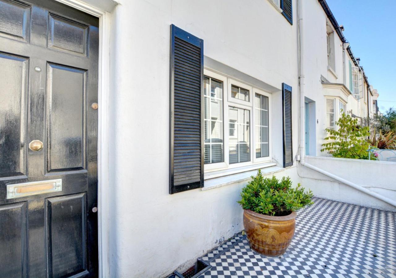 Holiday home Cheltenham *