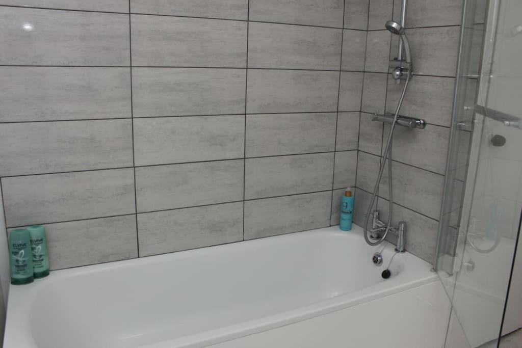 Holiday home Lemon House - Superb Location *