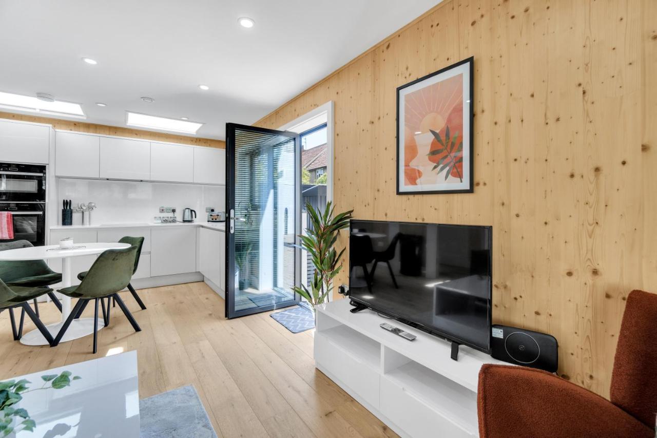 Holiday home Mews 3 With Free Parking - By My Getaways