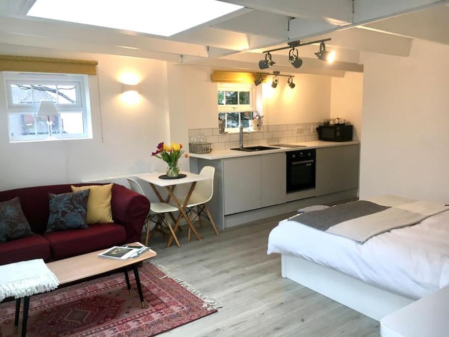 Boutique Garden With Free Parking *