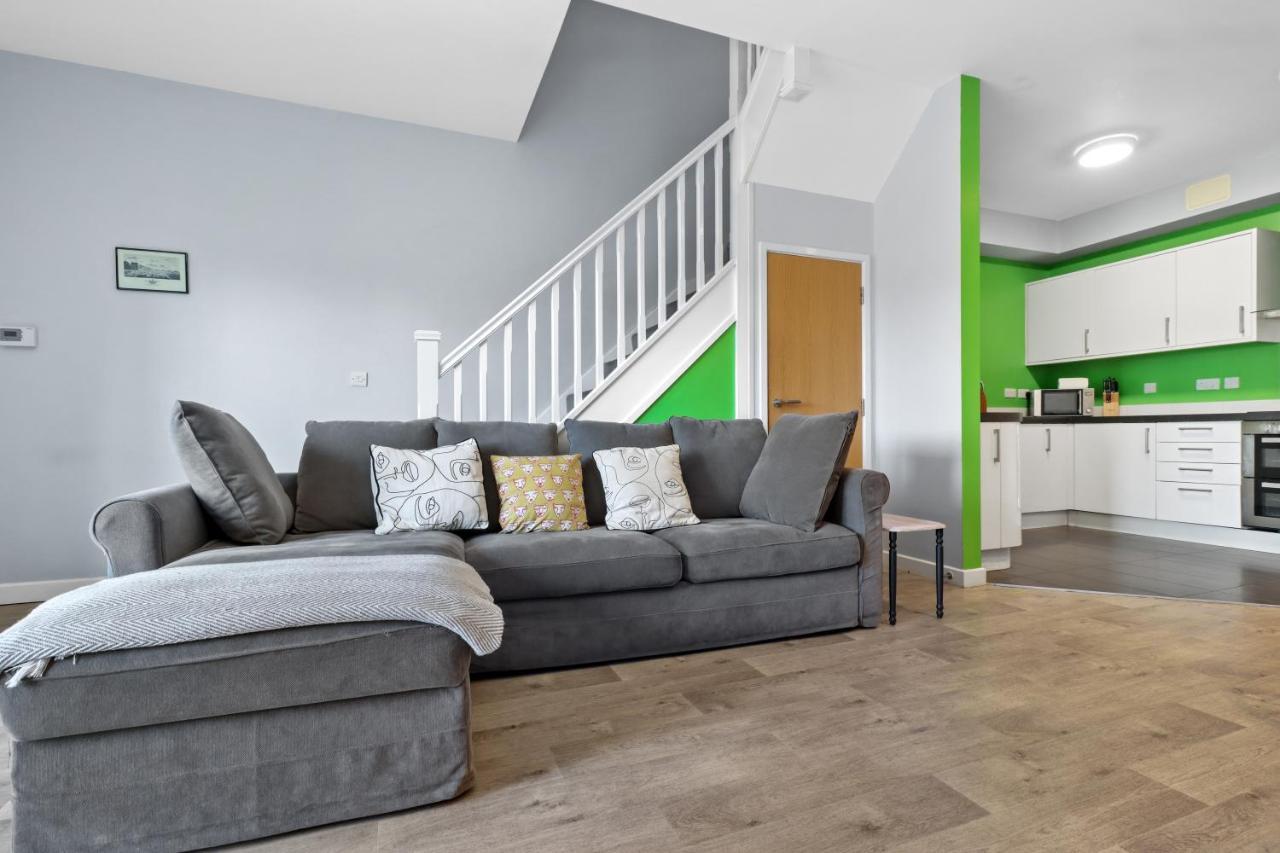Modern House With Parking Buisness And Leisure Holiday home Brighton