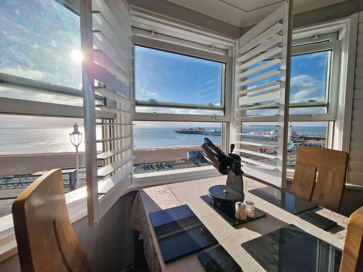 Direct Sea Views Seafront Location & Free Parking Apartment *
