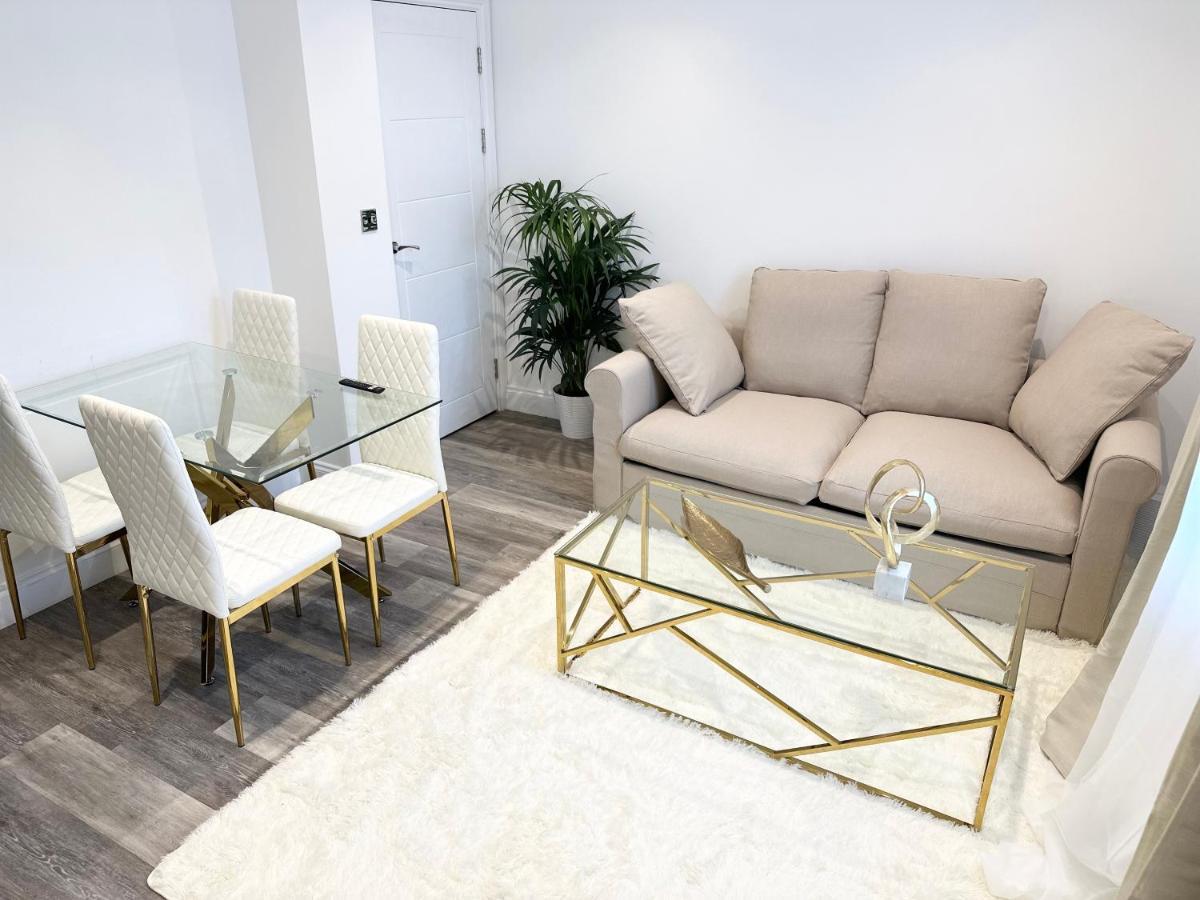 Beautiful Flat In Windsor Court * Brighton