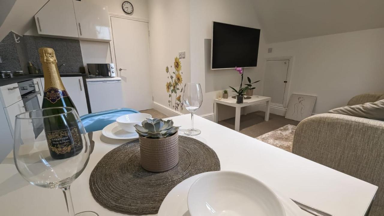 Modern Spacious *