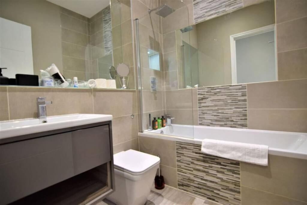 Flash Sale Centre Seafront 1 Bedroom Flat Bn1gre09 Apartment Brighton