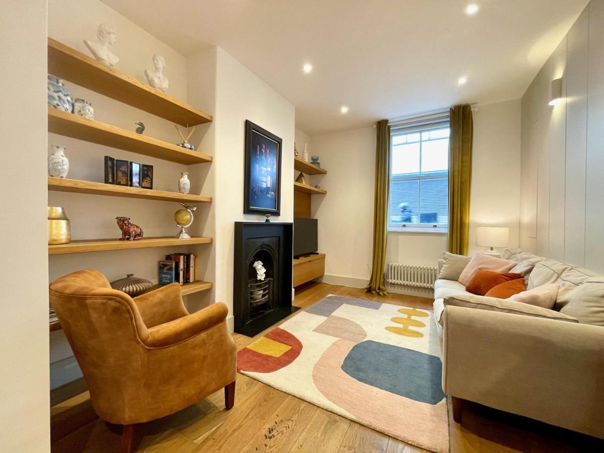 Stylish 2-bedroom Townhouse Next To Station Apartment Brighton
