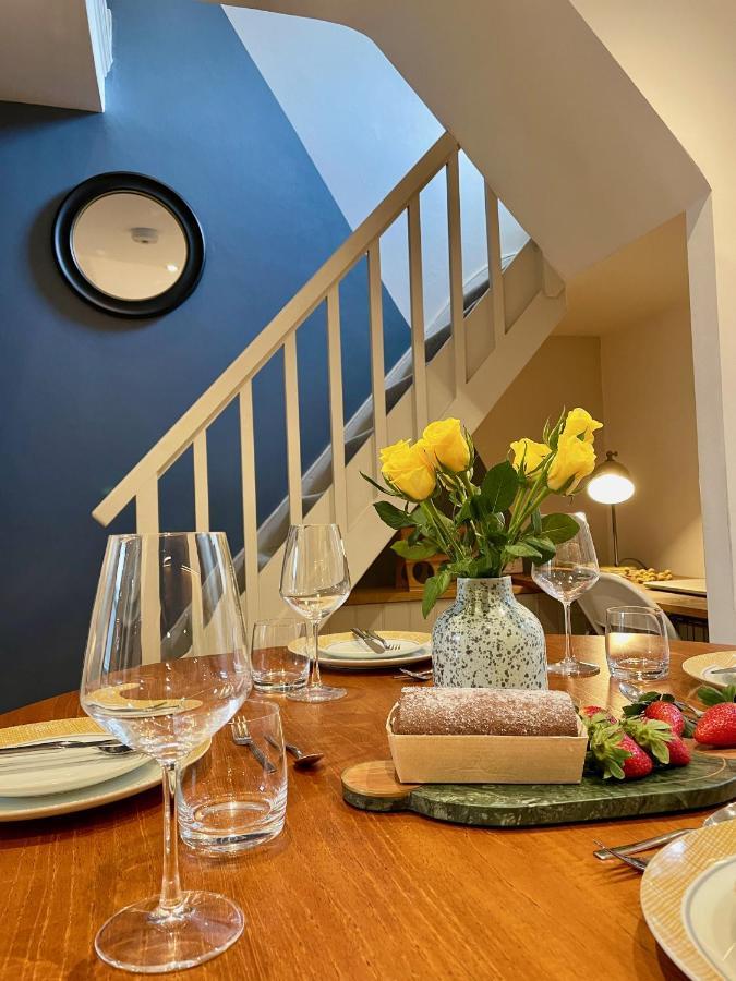 Apartment Stylish 2-bedroom Townhouse Next To Station *