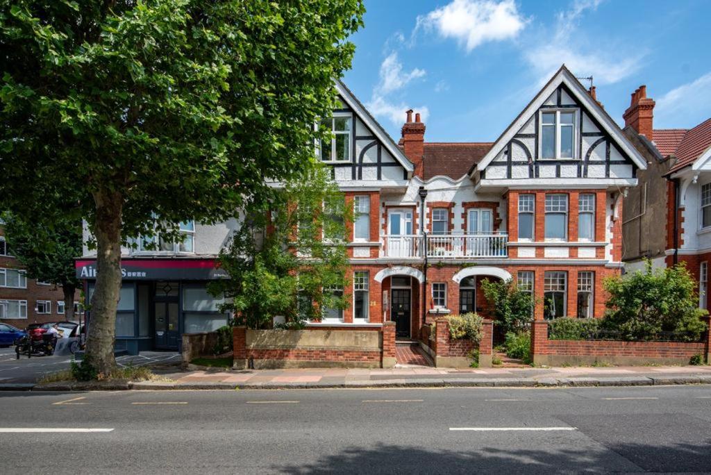 Modern Spacious Brighton