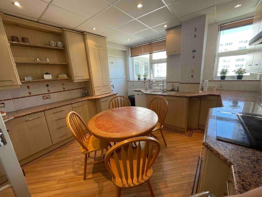 Homestay Lovely In Marin Area Brighton