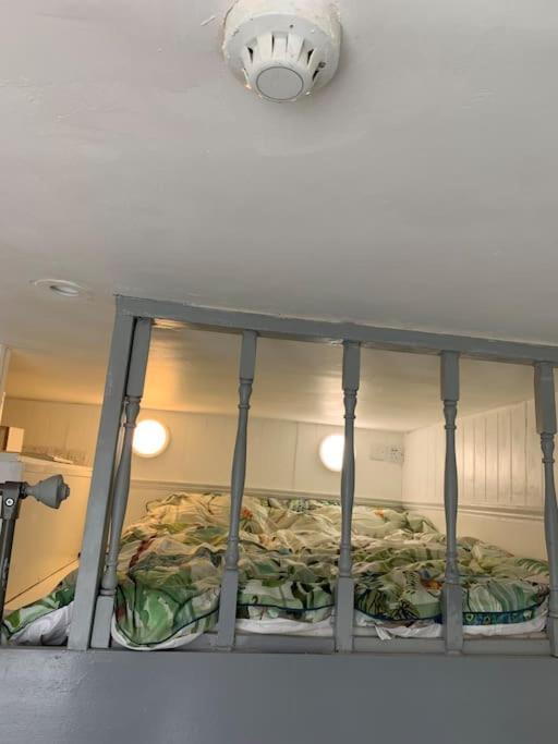 One Bedroom In Heart Of Brighton