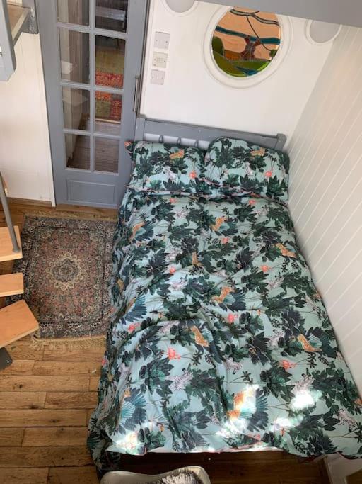 One Bedroom In Heart Of Apartment