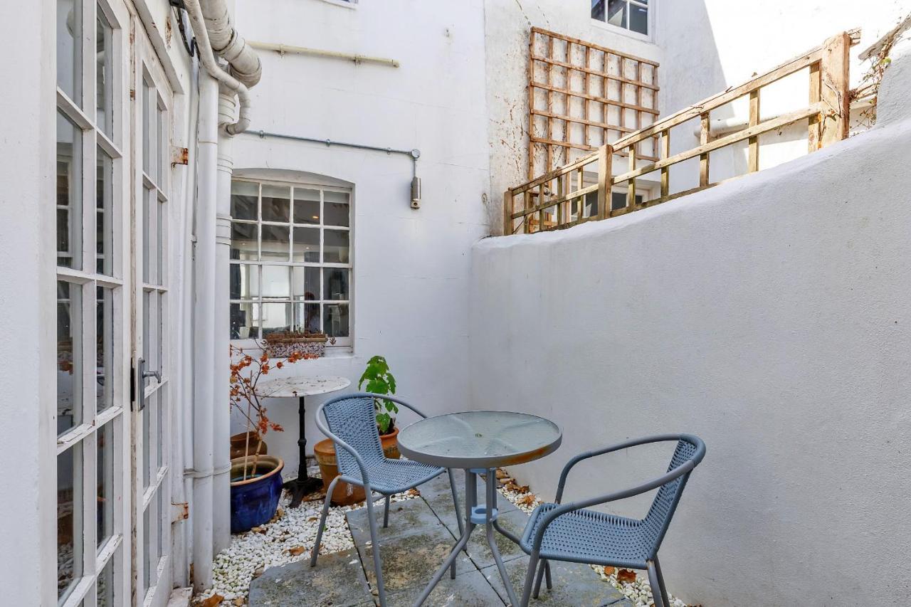 Finest Retreats - House Brighton