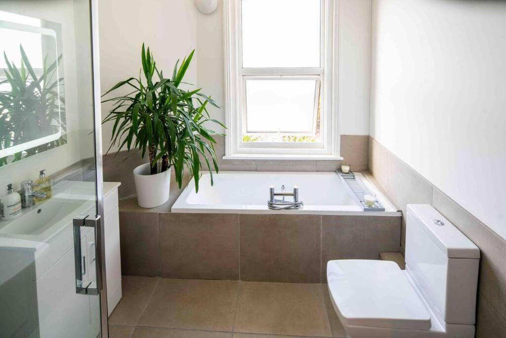 The Life Of Riley Holiday home Brighton