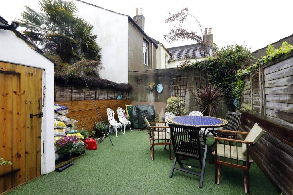 Three Bedroomed Victorian Family House, Garden * Brighton