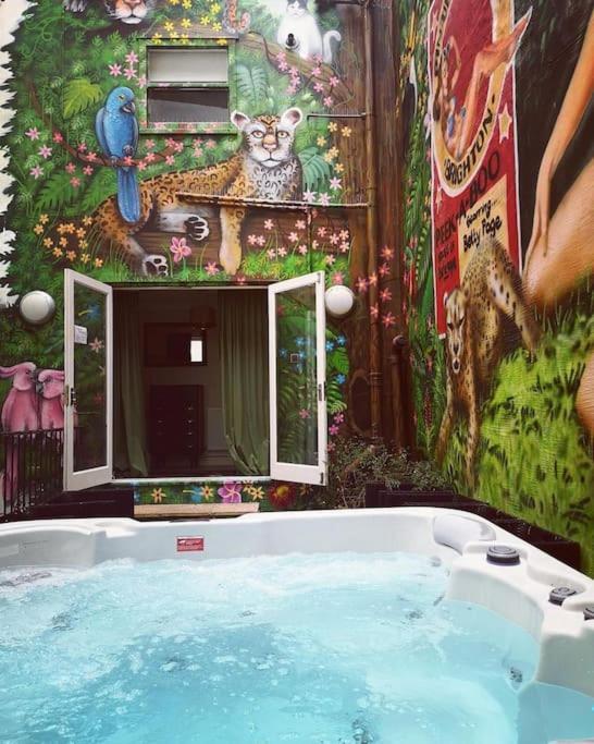 Holiday home Parlourama With Hot Tub - Sleeps 18