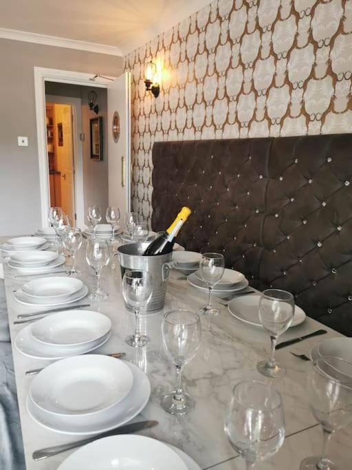 Holiday home Parlourama With Hot Tub - Sleeps 18 Brighton