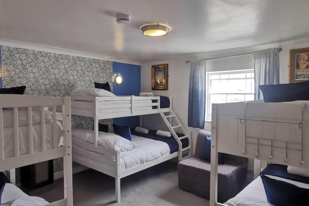 Holiday home Parlourama With Hot Tub - Sleeps 18
