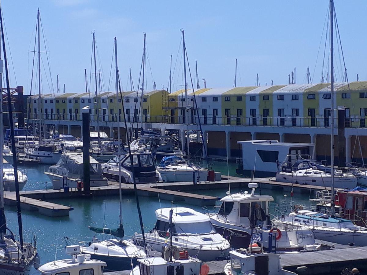 Fantastic Waterside In Marina * Brighton