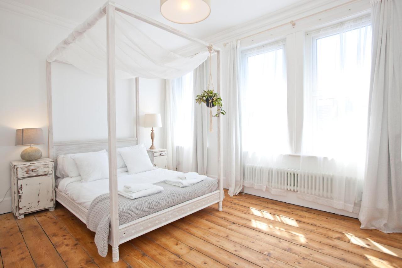 Spacious Retreat With Sunny Garden *