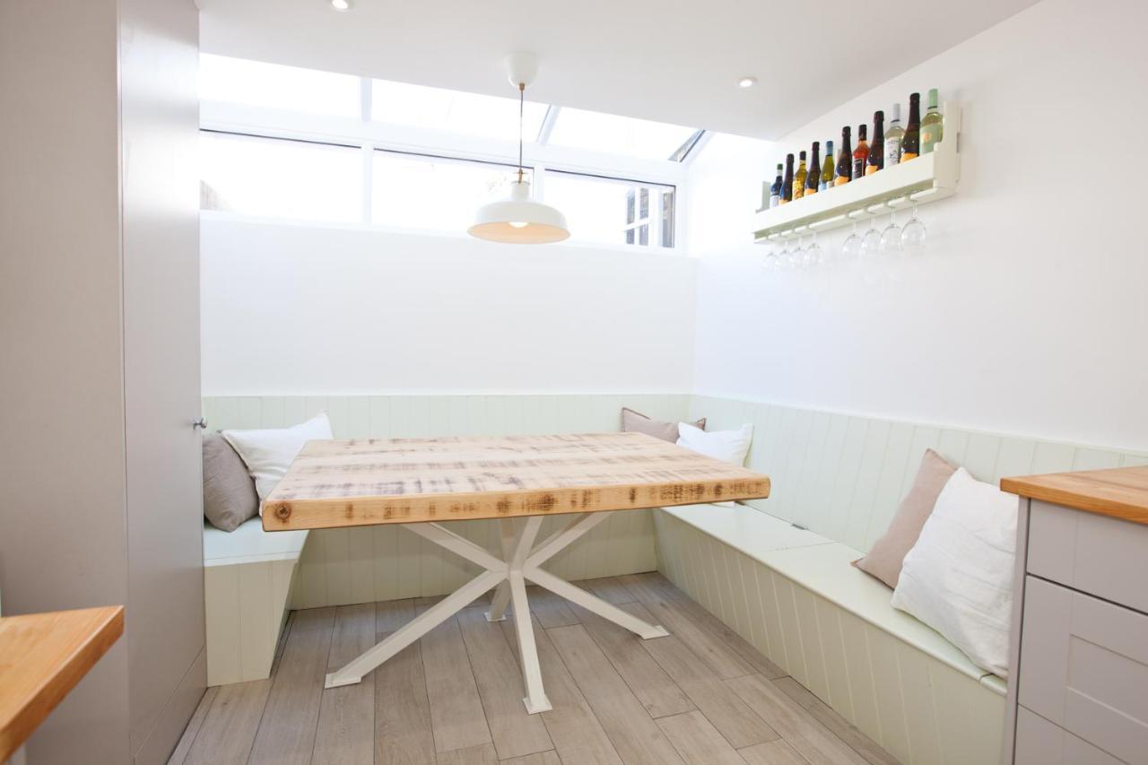 Holiday home Spacious Retreat With Sunny Garden