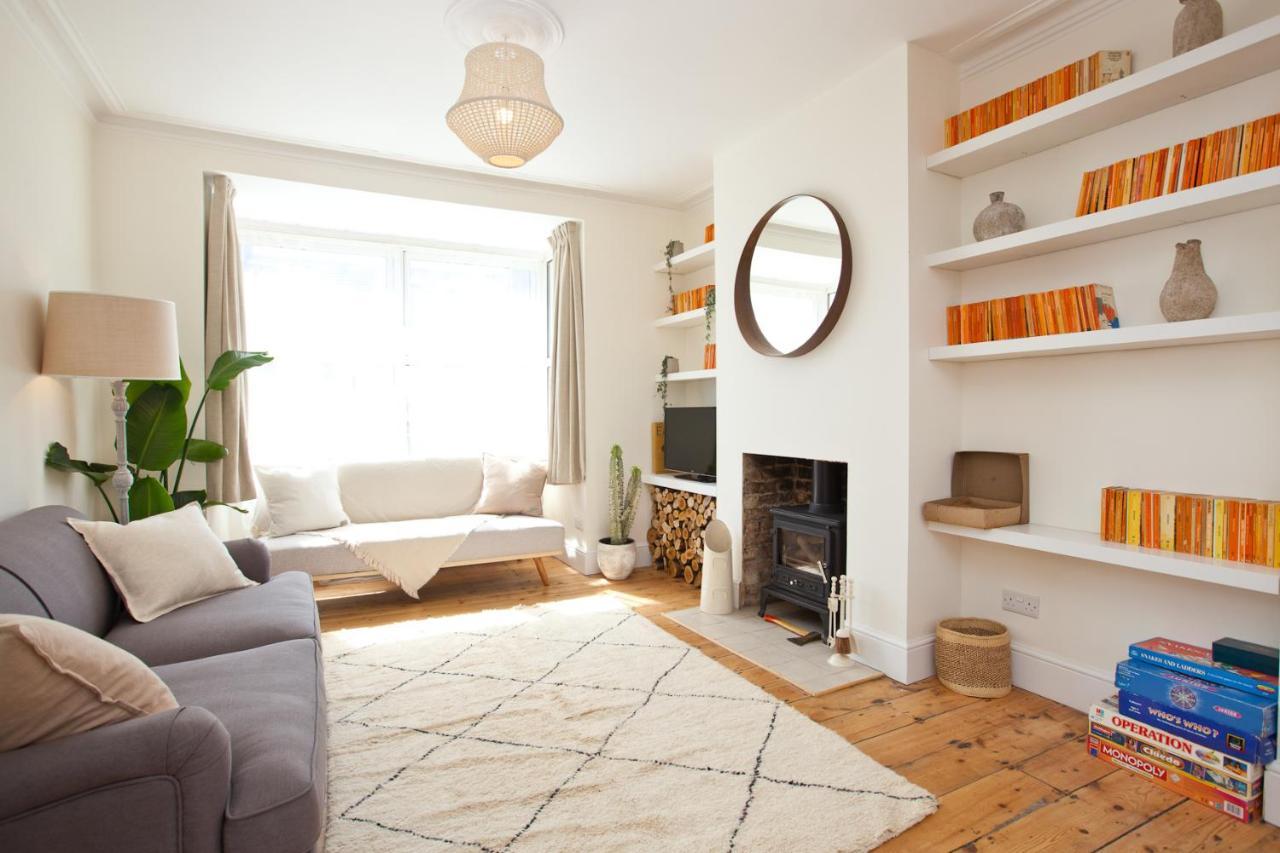 Holiday home Spacious Retreat With Sunny Garden *