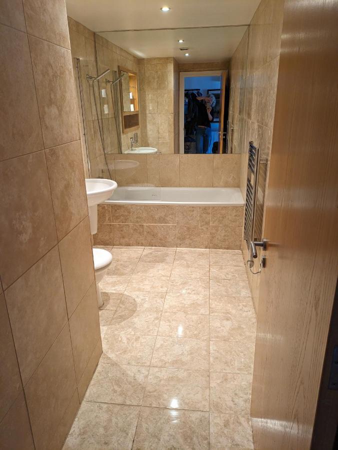 Loft Style 2-bed 2-bath In North Laines Brighton