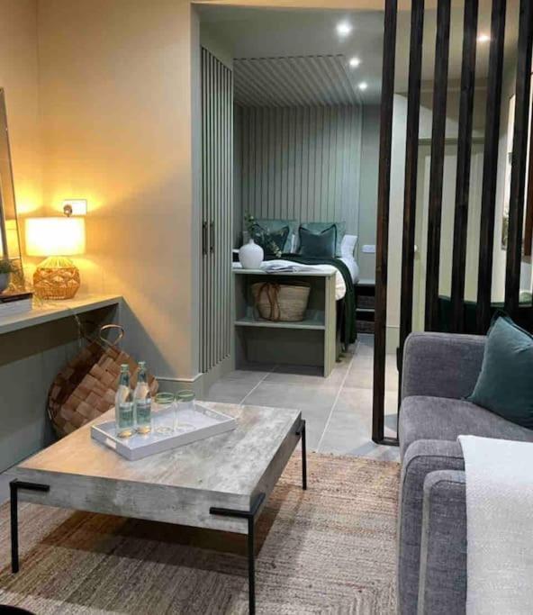 Stylish In The Heart Of Apartment