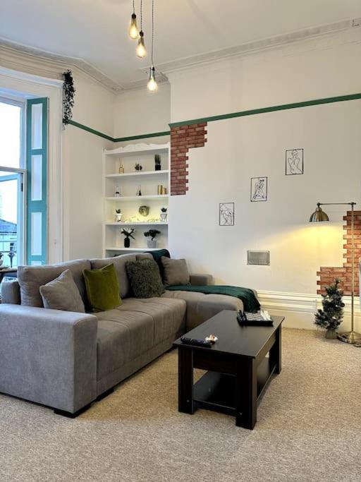 Apartment / Balcony/ Board Games / Bath Tub *