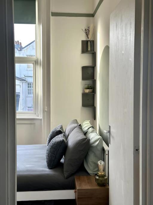 / Balcony/ Board Games / Bath Tub Apartment