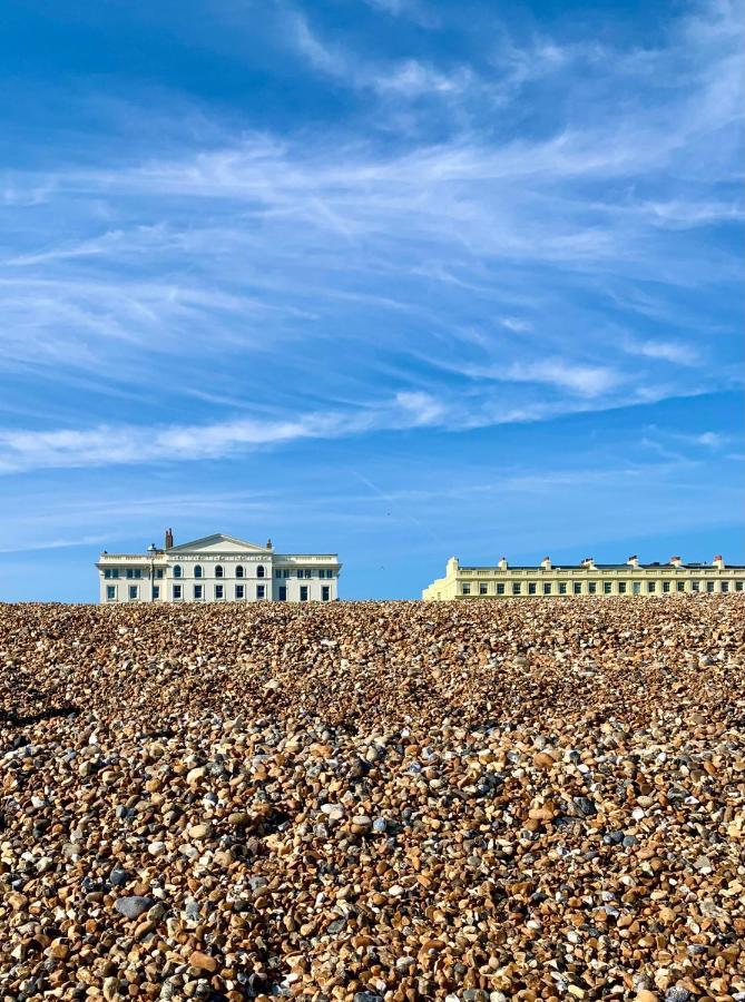 Lansdowne House * Brighton