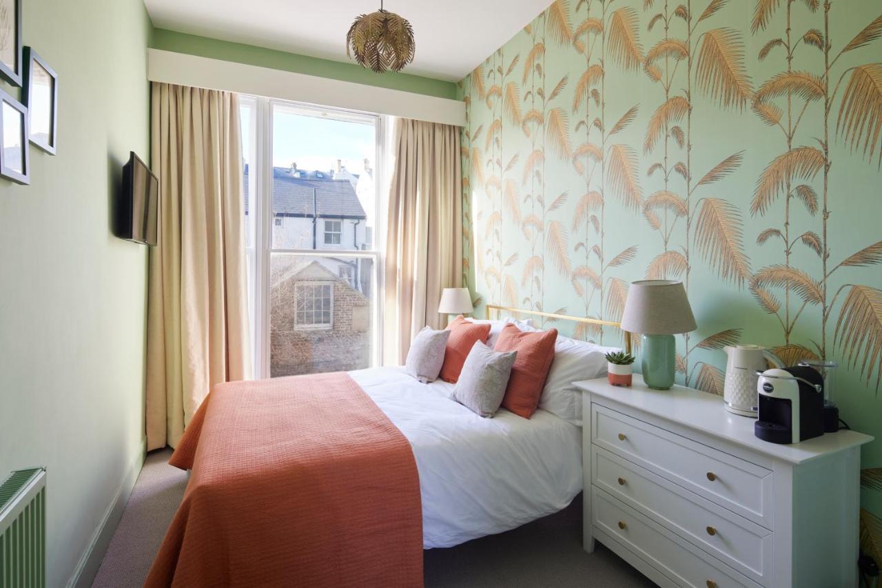 Lansdowne House Bed & Breakfast Brighton