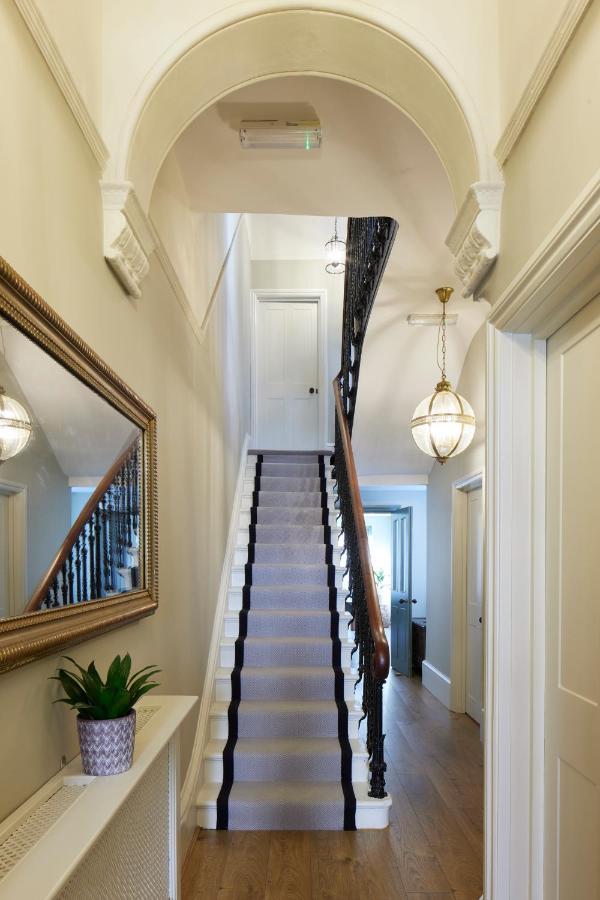 Lansdowne House