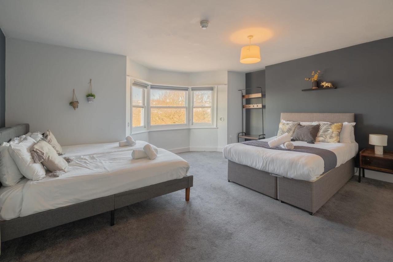 Large Apartment, Free Parking, Sleeps 10, For Contractors, Families Overlooking Royal Pavilion Brighton
