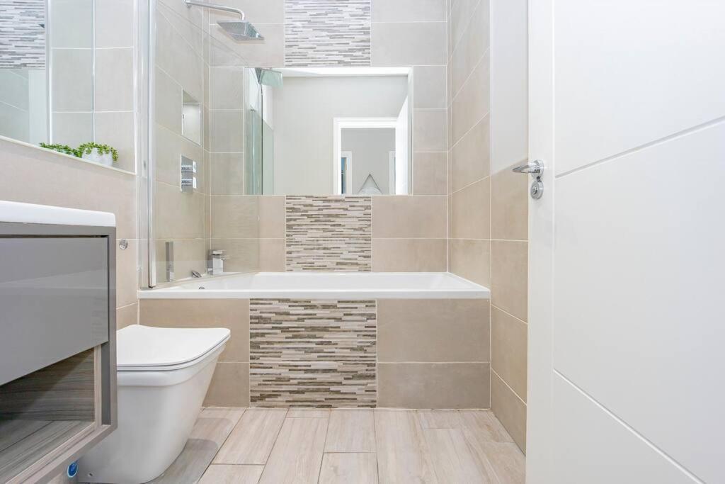 Flash Sale Centre Seafront 2 Bedroom Flat Bn1gre10 * Brighton