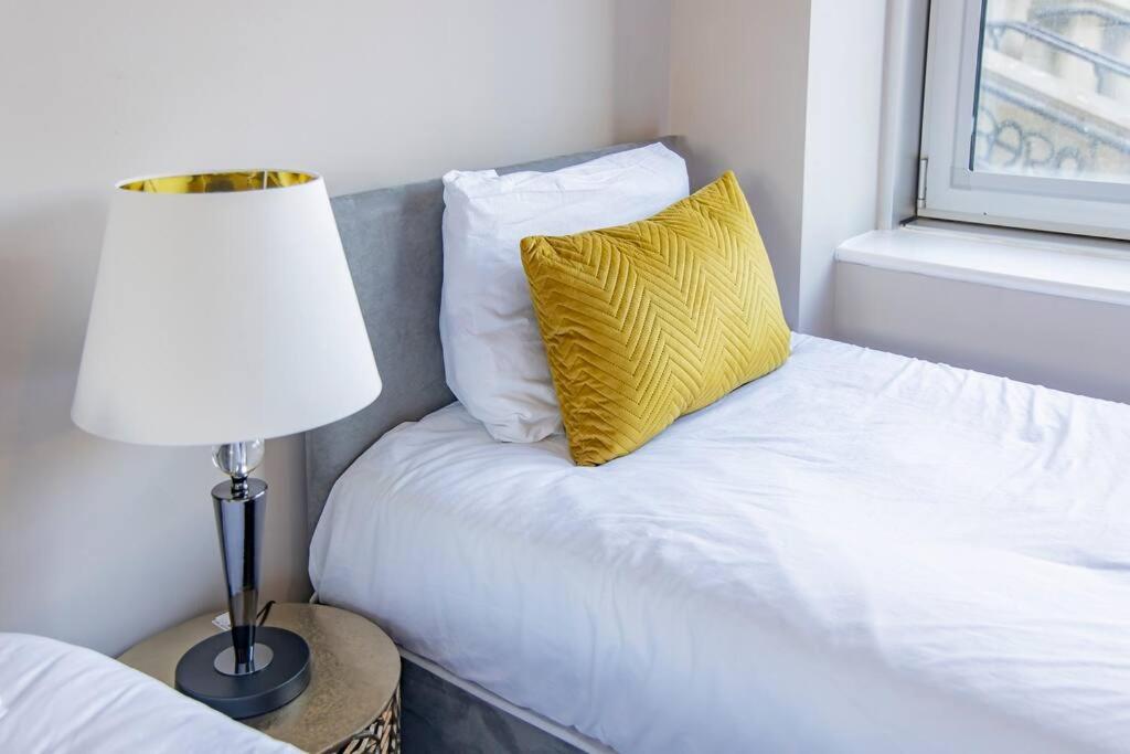 Flash Sale Centre Seafront 2 Bedroom Flat Bn1gre10 Apartment