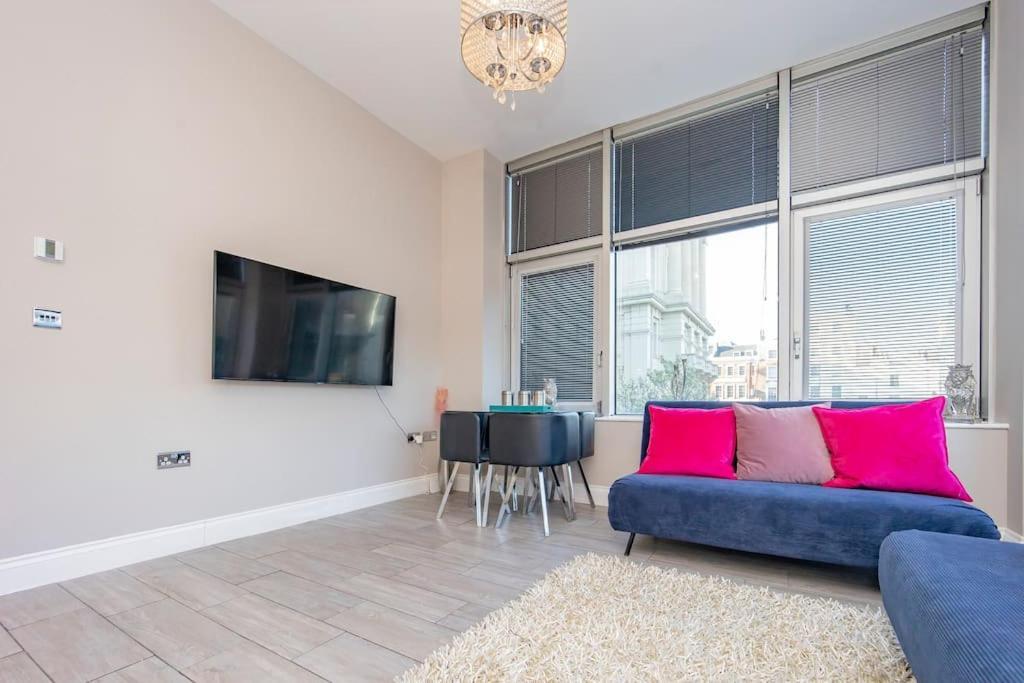Flash Sale Centre Seafront 2 Bedroom Flat Bn1gre10 *