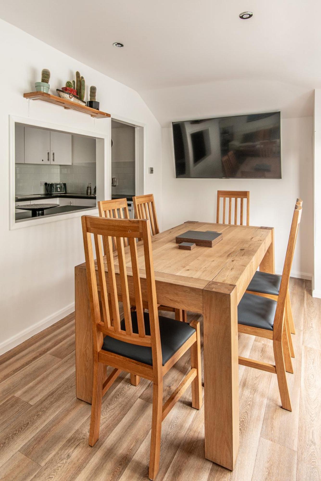 Apartment & - Group Or Family Fun Brighton