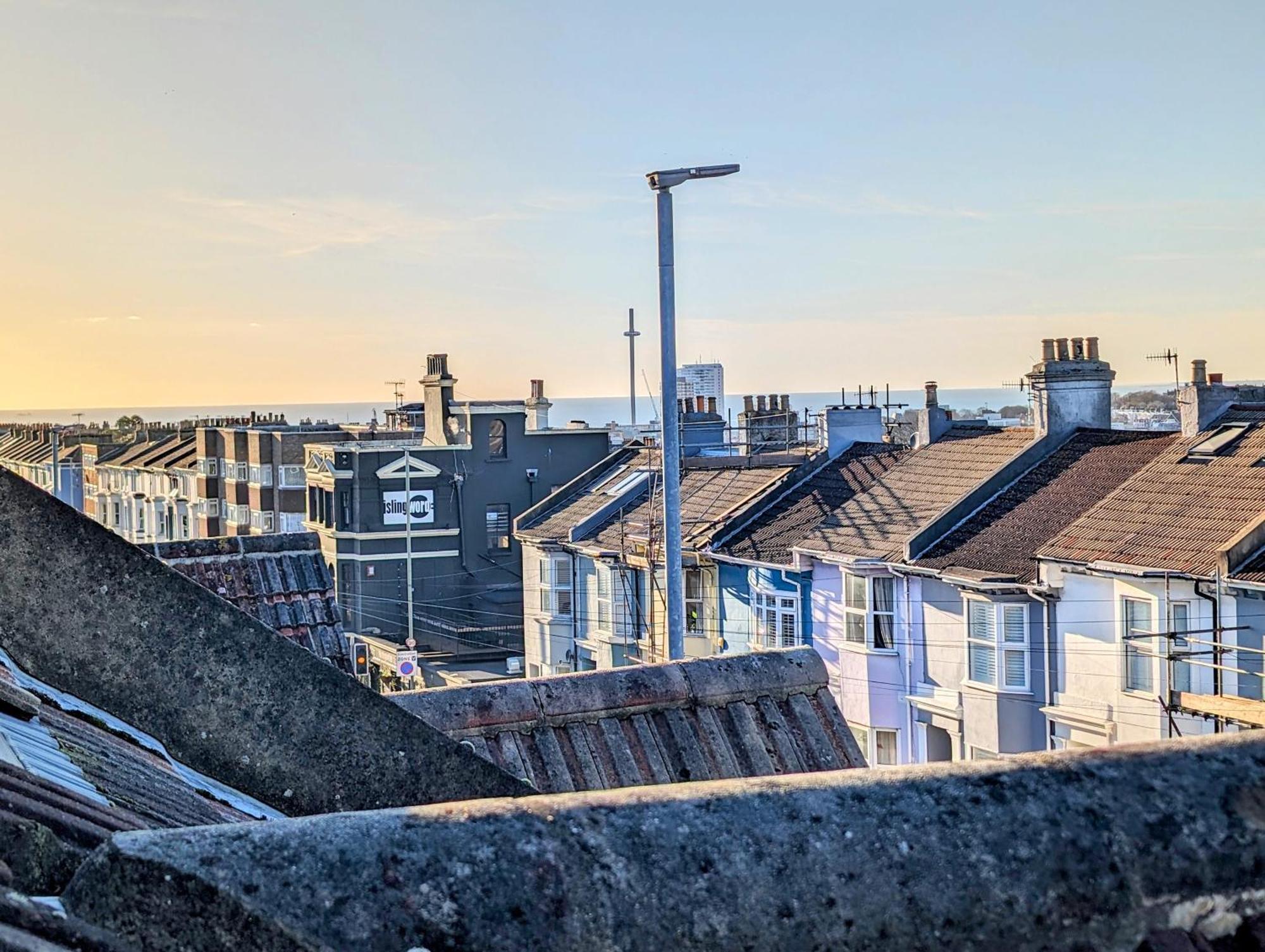 Homestay Cosy Loft Retreat, King Bed, En-suite, Kitchenette, Brighton