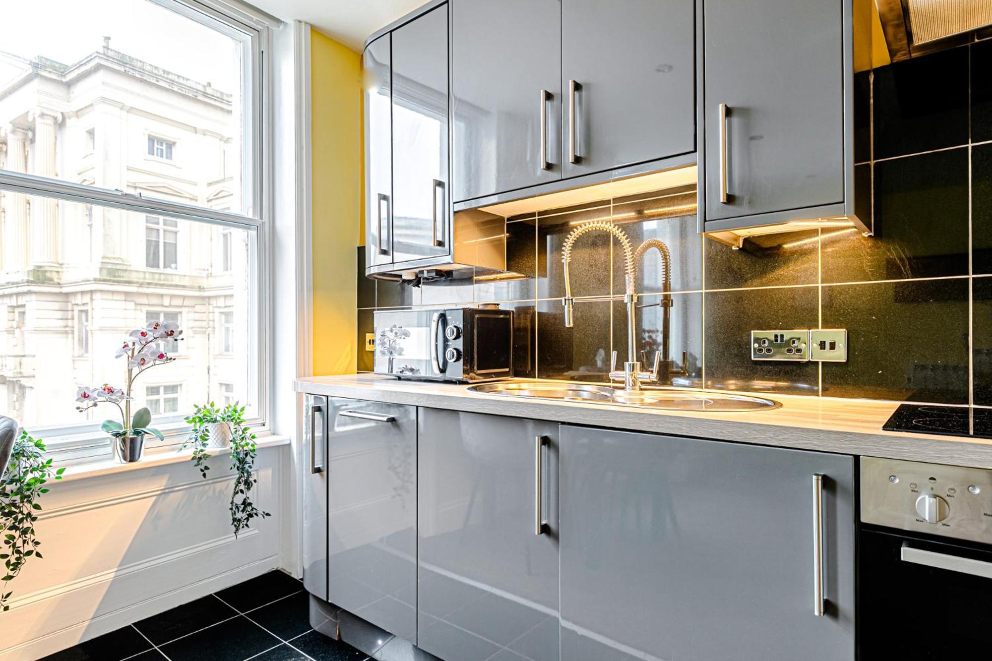 Lanes Cosy One Bedroom Apartment *
