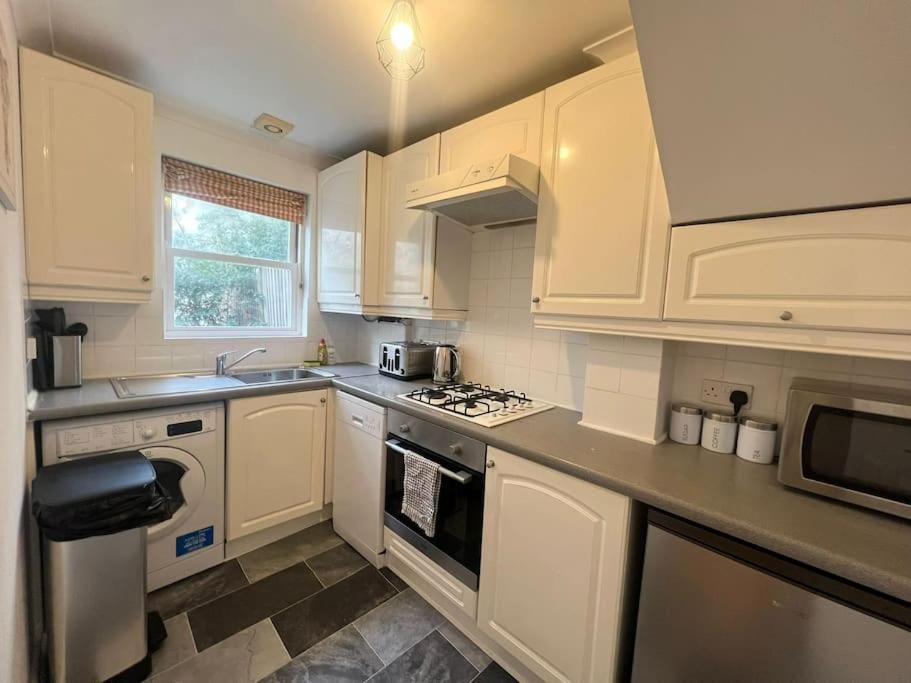 Flash Sale 2 Bedroom Flat Bn35ivy Brighton