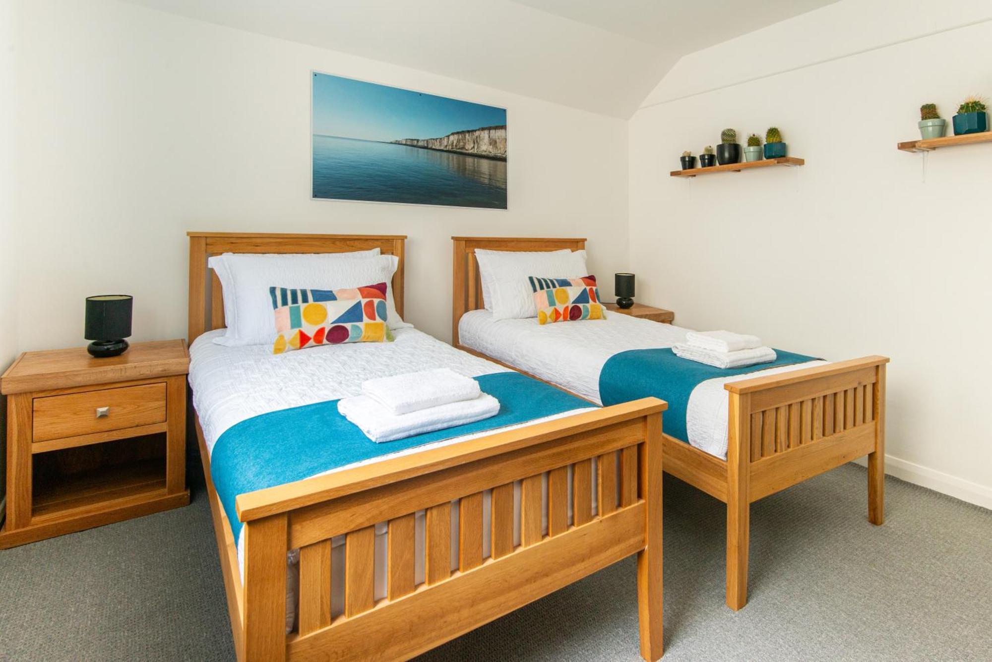 & - Group Or Family Fun Apartment
