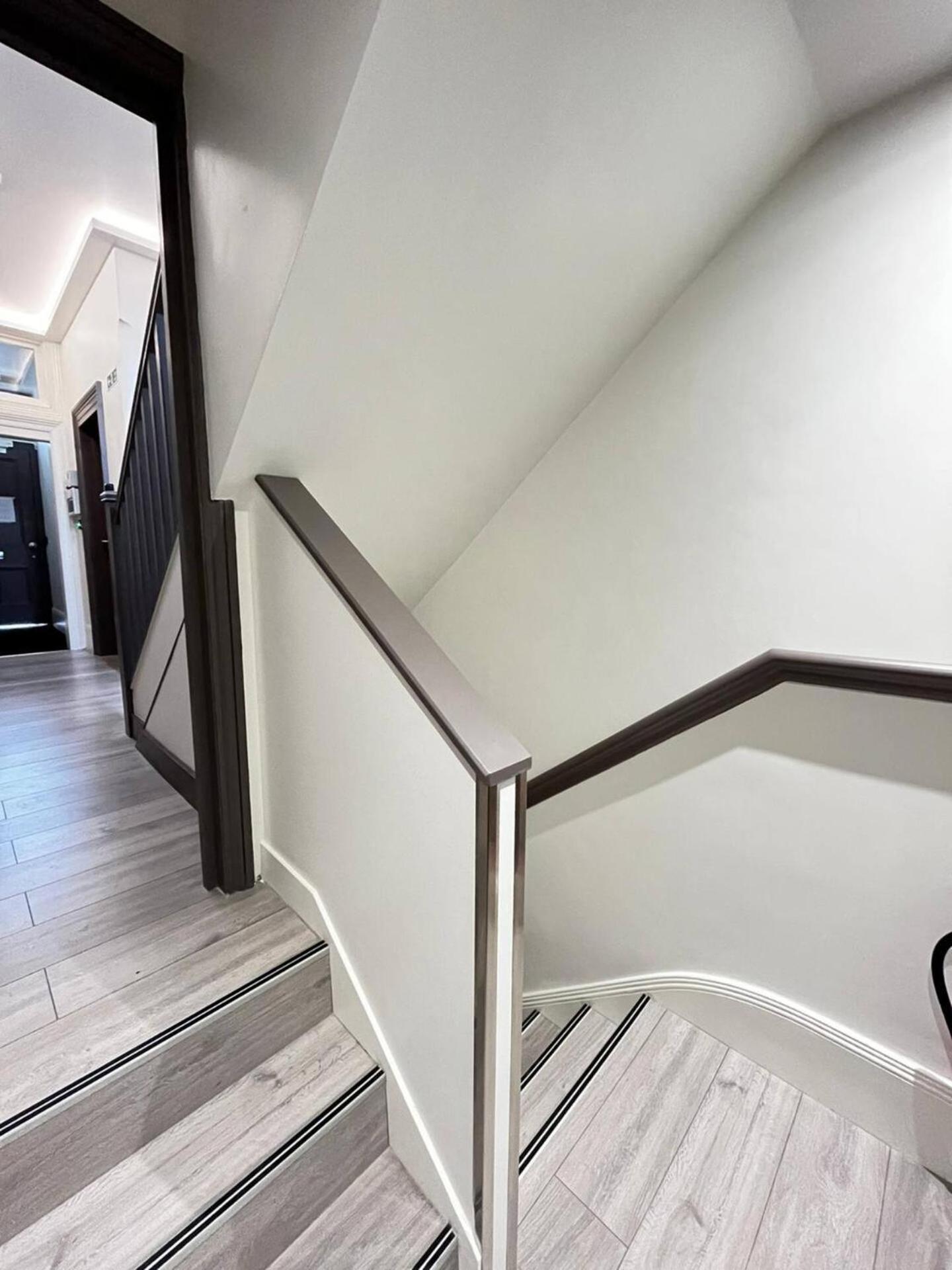 Apartment 08 Beachside Beauty Steps From Cafes *